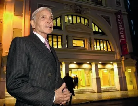 Velan los restos de Alejandro Romay en el Teatro El Nacional