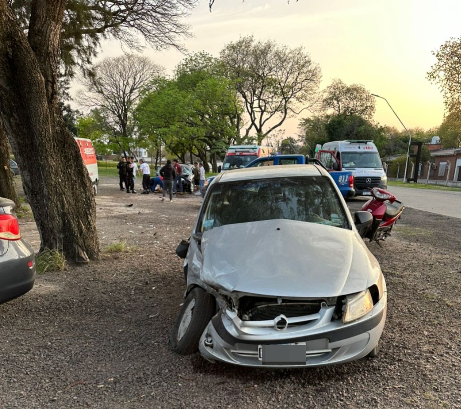Choque en la colectora Este, Dr. Francisco Sellarés, frente al Hospital Regional de Reconquista.