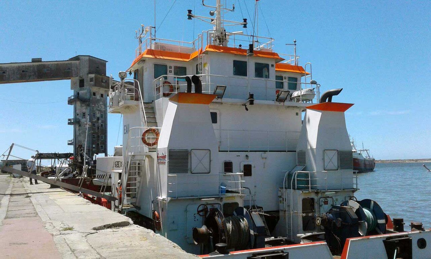 Acondicionarán un sector del puerto para la disposición de sedimentos