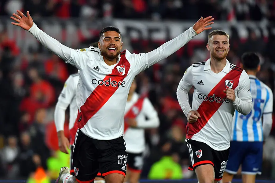 River festejó con un triunfo ante Racing