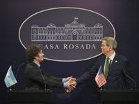 El secretario del Tesoro de EE.UU. aseguró que podría darle a la Argentina un crédito bilateral