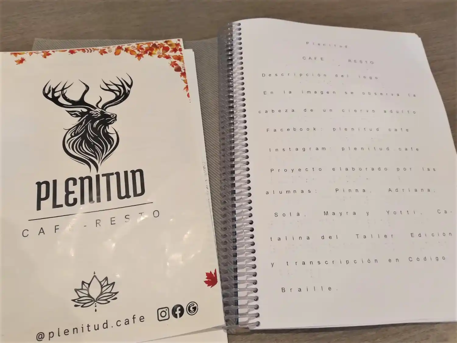 Un café de la ciudad incorporó la transcripción de su carta en sistema braille