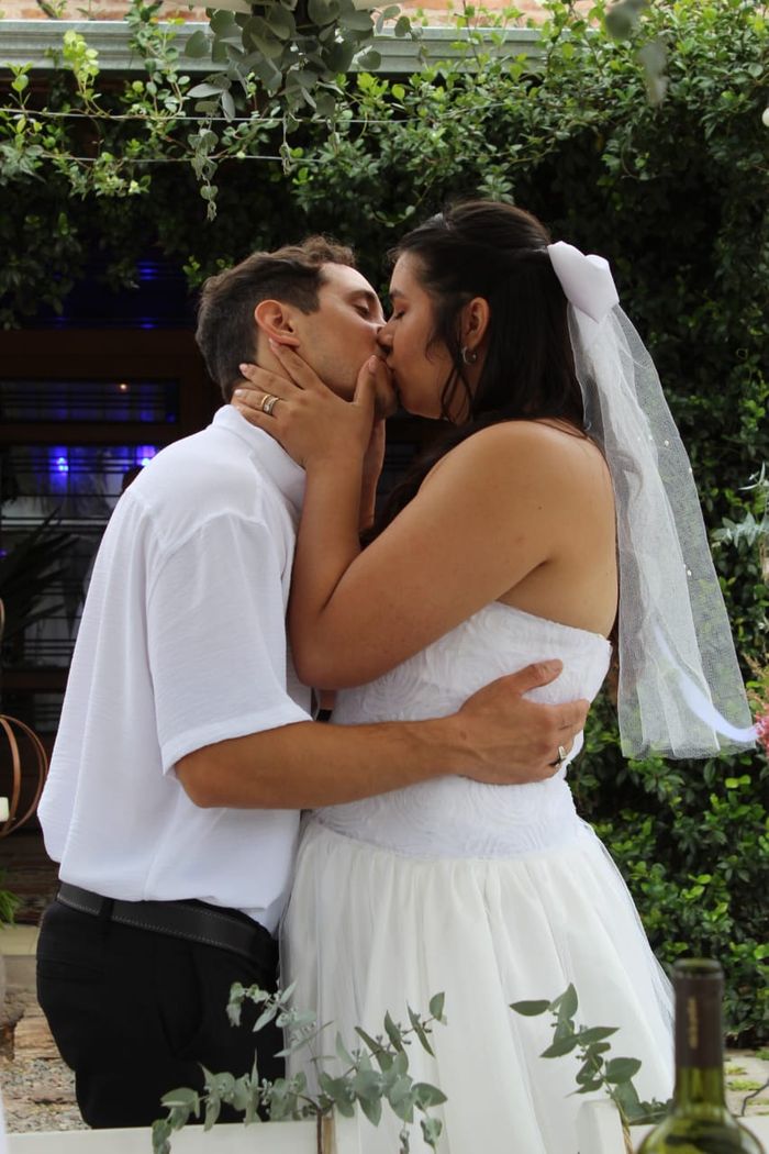 Gian y Nerea beso