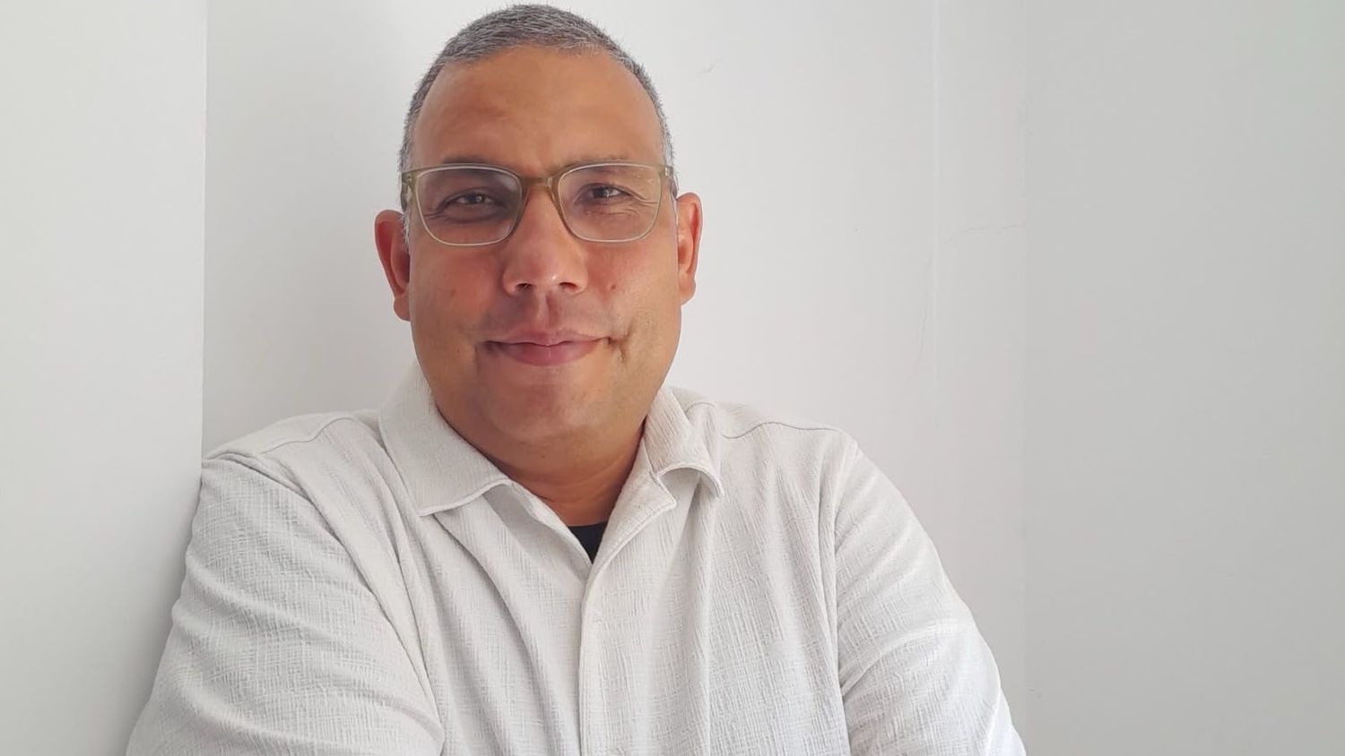 El periodista nicaragüense Octavio Henriquez cumplió cinco años fuera de su patria.