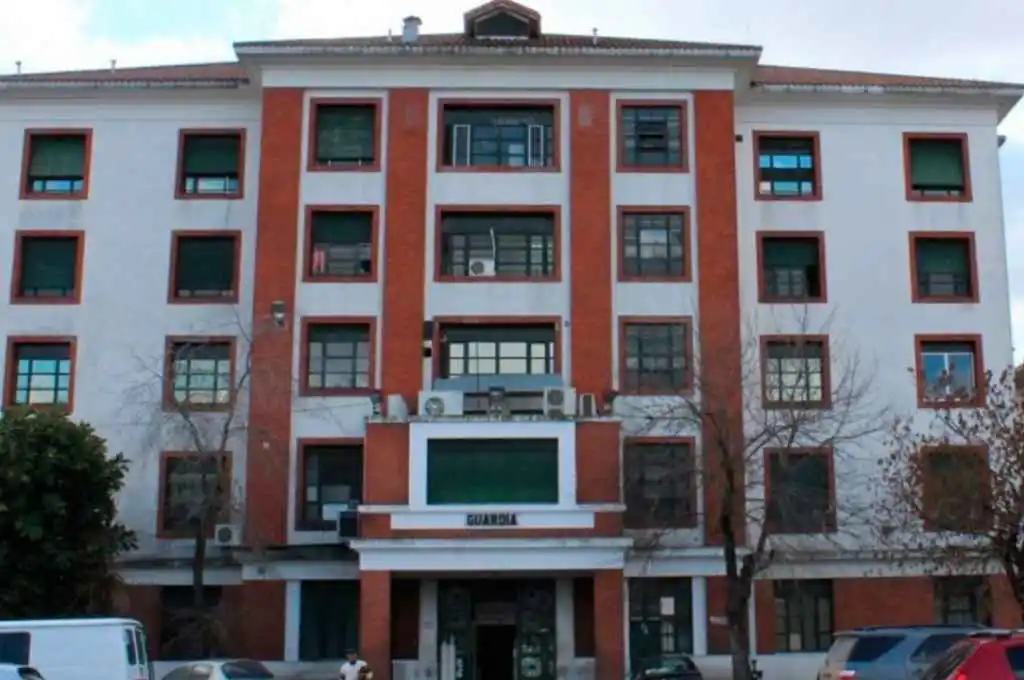 Suspendieron a 15 médicos y enfermeros por hacer una fiesta clandestina en un hospital