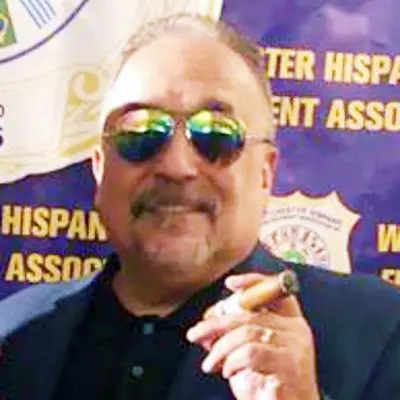 Willie Colón lucha por su vida tras grave accidente automovilístico
