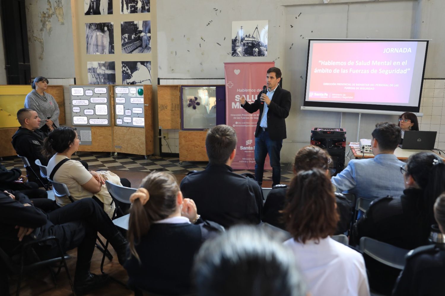Viotti abrió la jornada sobre salud mental destinada a fuerzas de seguridad