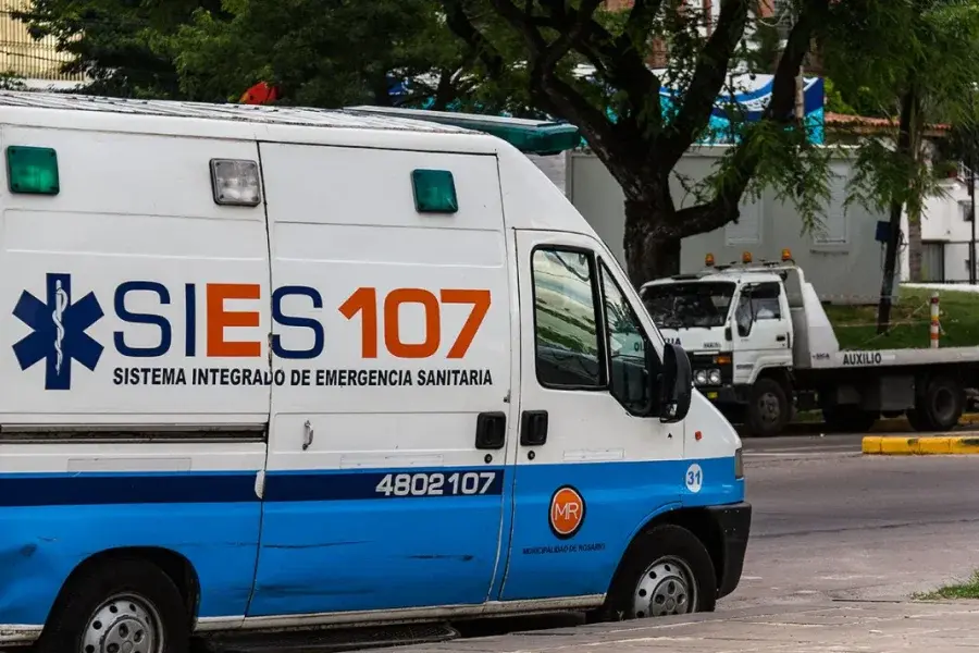 Un joven de 14 años fue salvajemente agredido con una cadena y un cinto por una familia completa
