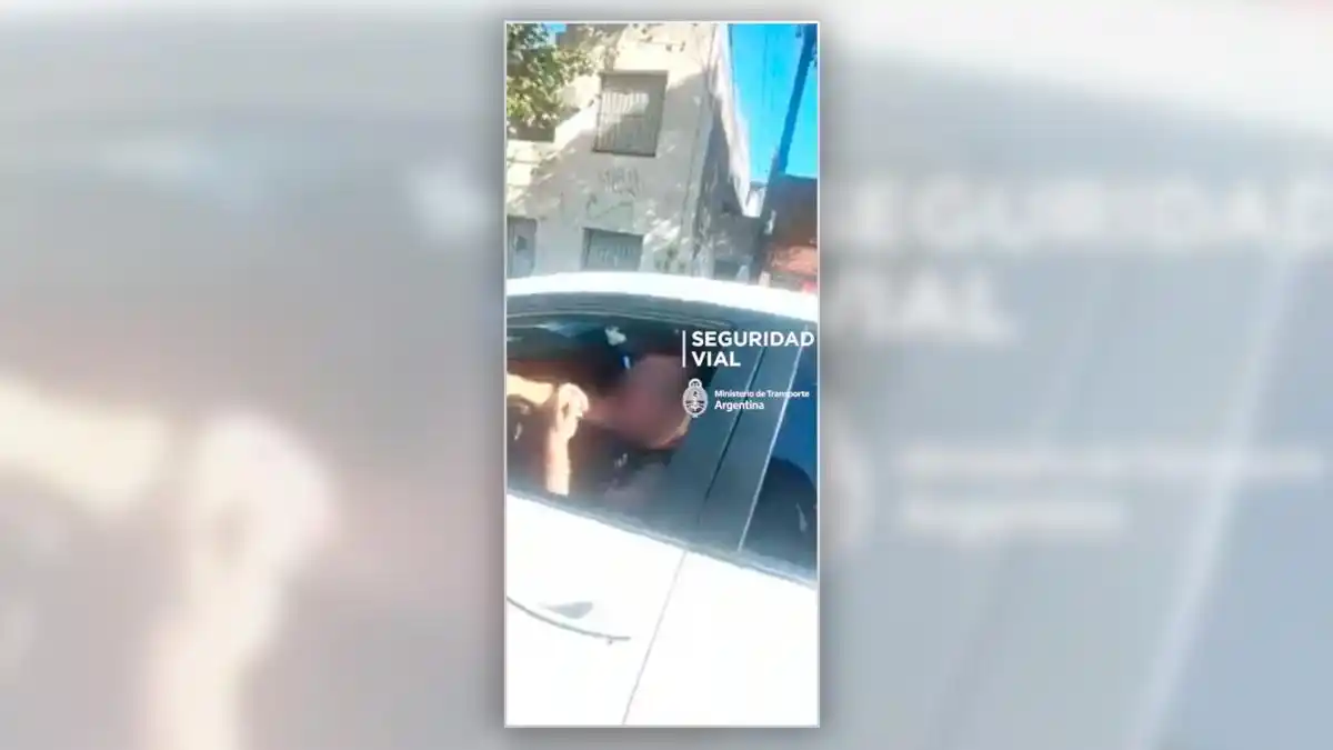 Suspenden licencia de conducir a comisario que "chapeó" en un control, “¿Sabe quién soy yo?”