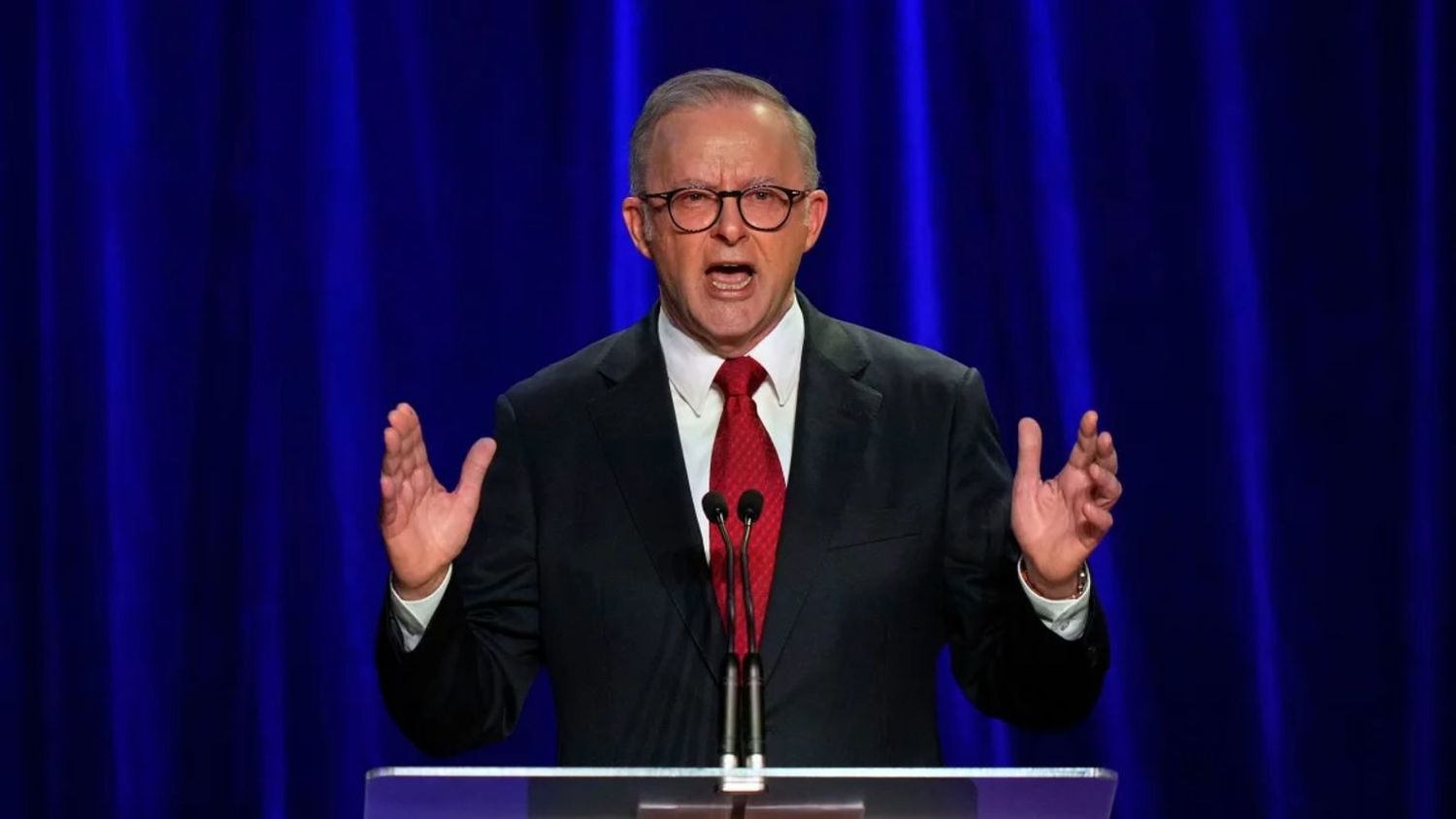 El primer ministro de Australia, Anthony Albanese, habla después de ganar un segundo mandato (Foto:Rick Rycroft/AP)