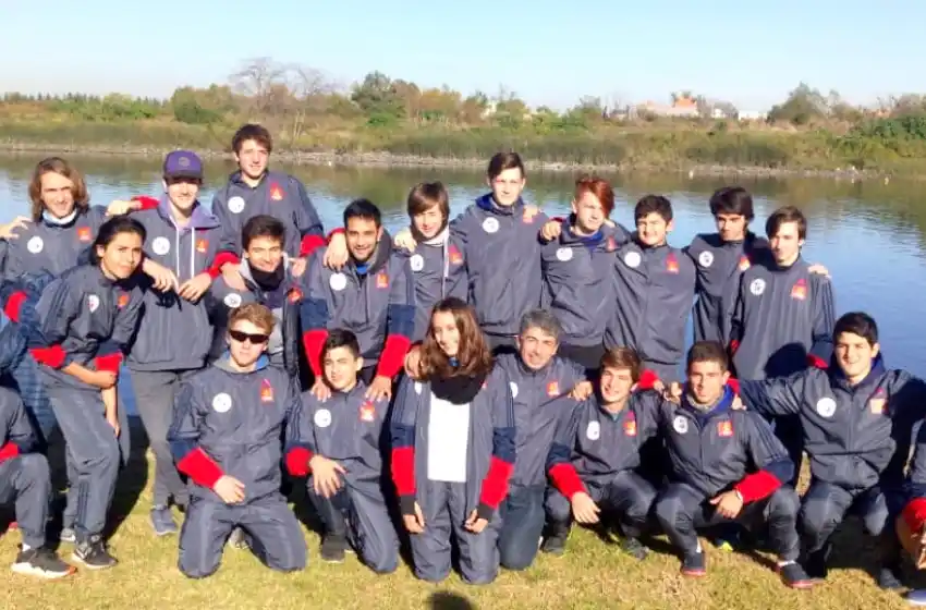 Segundo puesto nacional para la escuela de remo del club Naútico