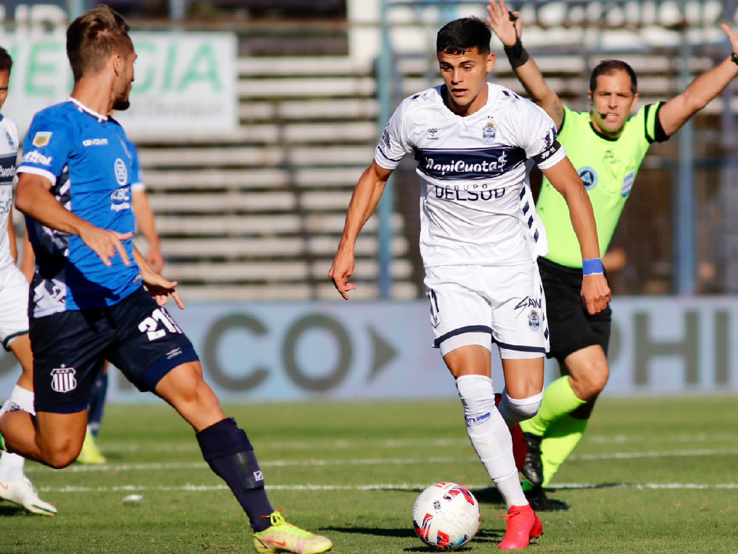 Gimnasia se lo dio vuelta a Talleres