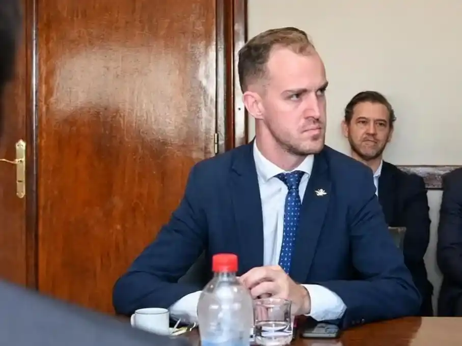 Bryan Mayer, candidato a convencional reformador.