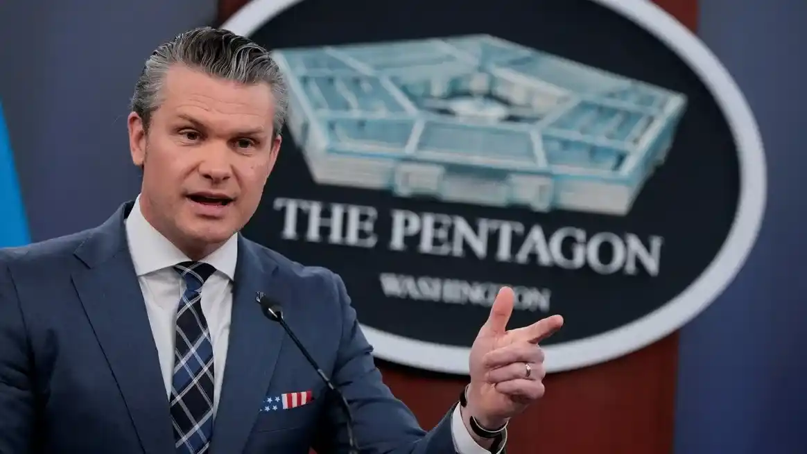 Estados Unidos no fija plazos para el fin de la guerra con Irán y ratifica su ofensiva