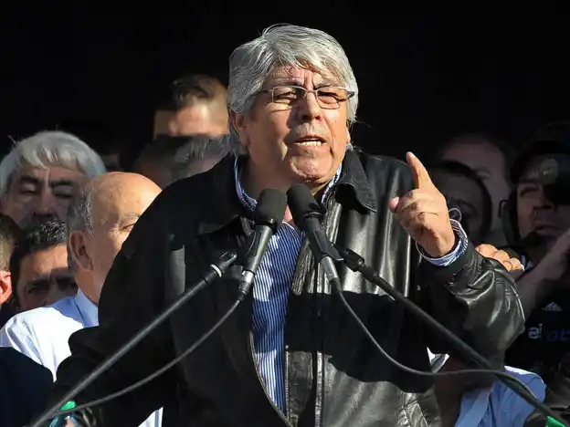 Junto a De la Sota, Moyano lanza su partido en el Luna Park