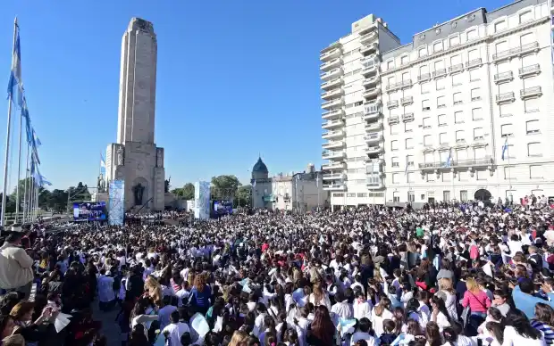 Más de 15 mil chicos de 4° grado prometerán lealtad a la Bandera
