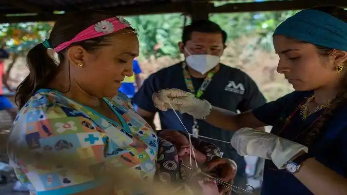 «LA MILAGROSA»: la única ayuda médica que reciben los indígenas  a orillas del Orinoco (+Crónica)
