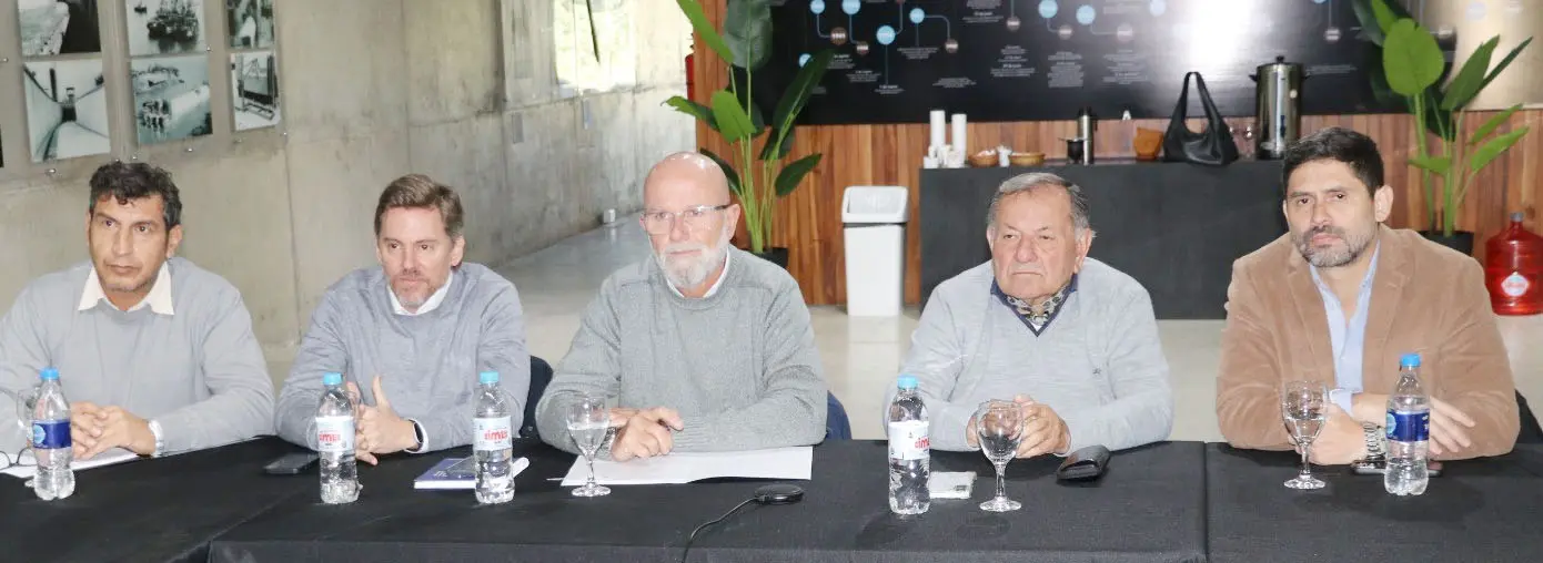 Evalúan la viabilidad técnica para habilitar el tránsito de bitrenes en el Túnel Subfluvial