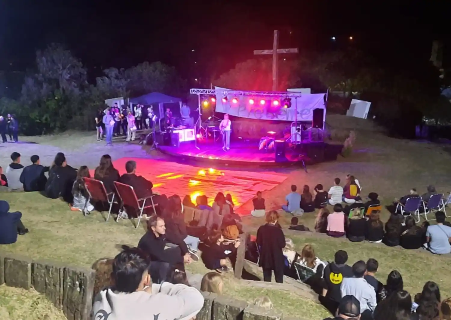 Acto en homenaje a las víctimas del Covid en el Vía Crucis