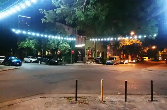 La otra cara de la cuarentena: cómo viven los vecinos de Pichincha el cierre de bares cerveceros