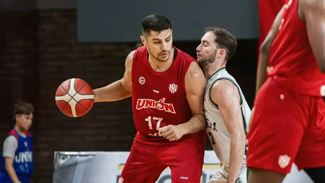 Emiliano Basabe, de grandes actuaciones en Unión de Santa Fe