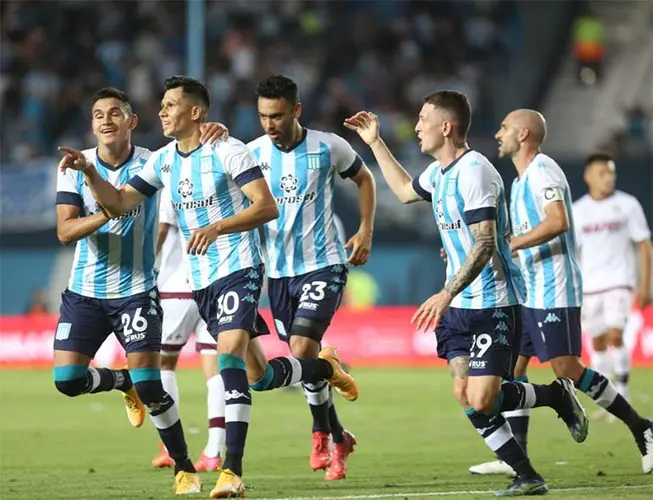 Racing ganó y piensa en la Sudamericana