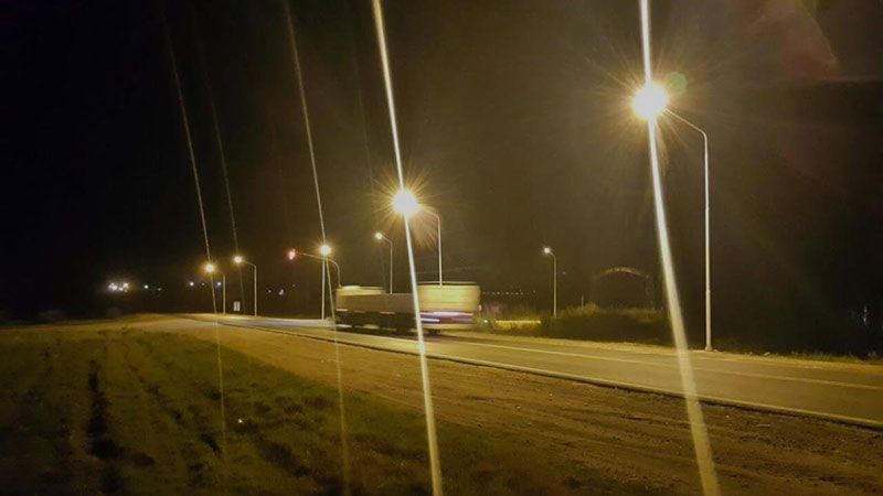 Instalaron nuevas luminarias en el acceso a San Rafael