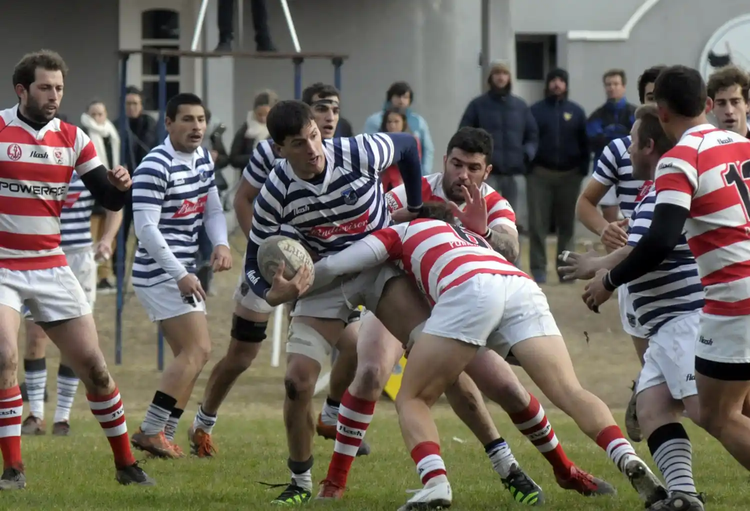 Duelos exigentes para Uncas y Los 50 en Bahía Blanca
