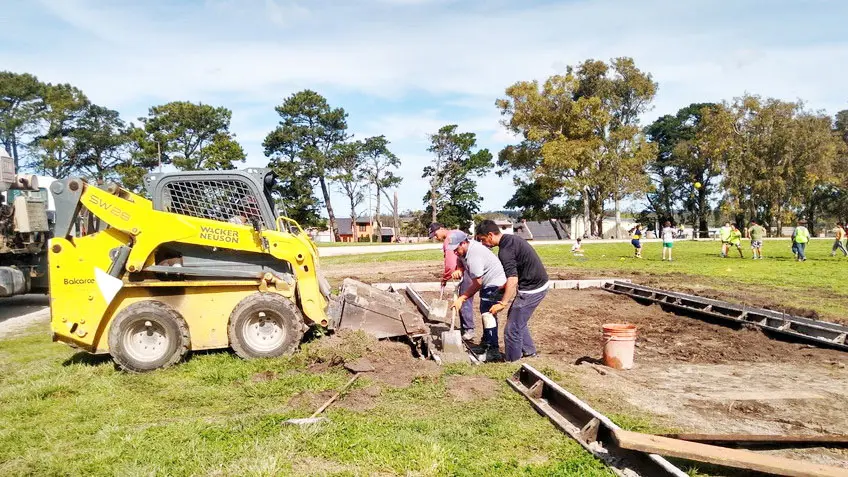 Trabajos en la pista de atletismo