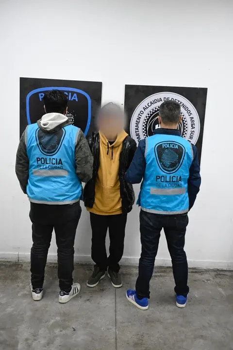 Río Negro: un groomer cambiaba créditos por fotos sexuales a menores