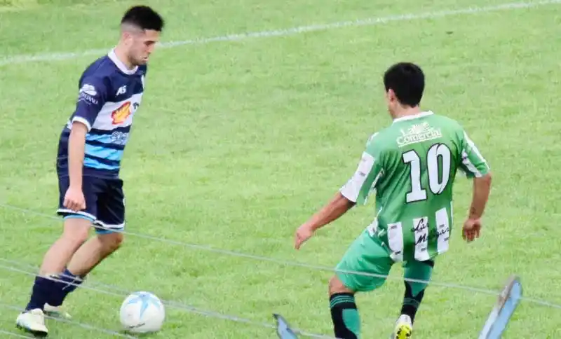 Independiente también goleó en el frente local y quedó segundo