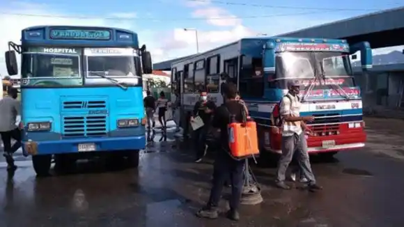 Transportistas consideran insuficiente el aumento en tarifas de rutas urbanas