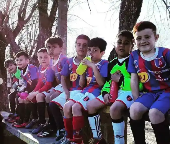 Inicia el torneo Martín Actis de la Liga Infantil con nueve categorías: por qué las niñas seguirán jugando amistosos