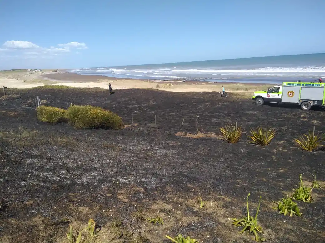 Se quemaron cuatro hectáreas en la zona del Balneario Los Ángeles