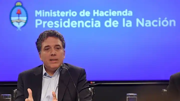 Dujovne optimista: "El mercado cambiario se estabilizó"