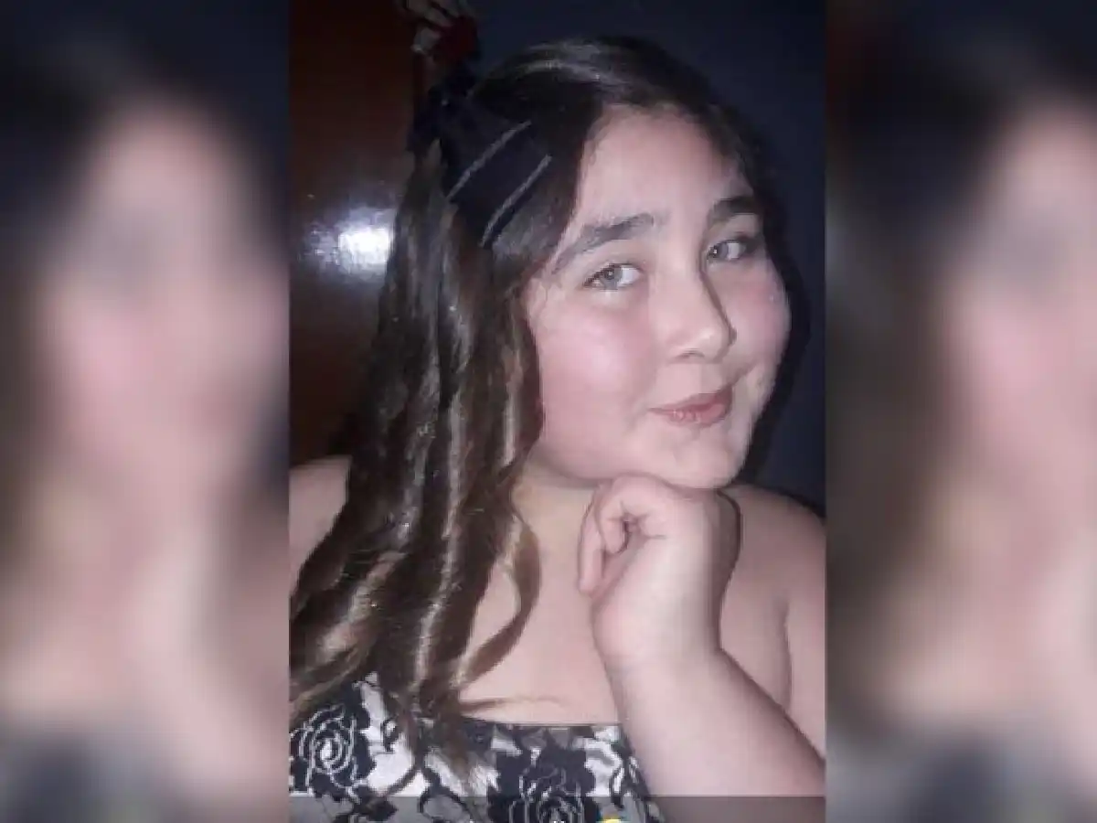 Nena de 11 años volaba de fiebre y el médico la mandó al psicólogo por mañosa: murió por peritonitis