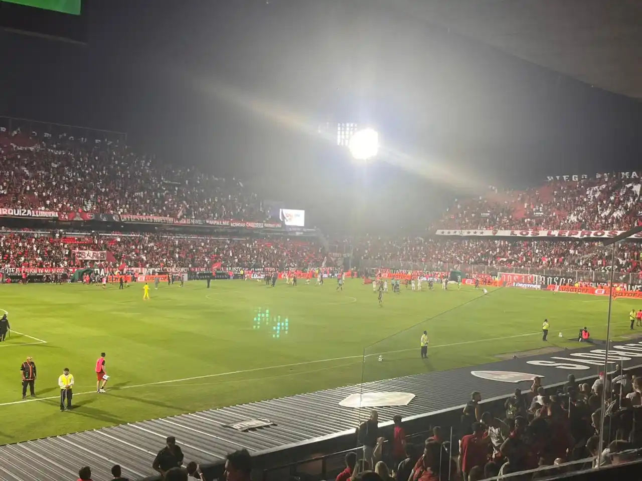 INFIERNO EN EL PARQUE: EL CAOS SE DEVORA A TODOS Y Kudelka ASOMA COMO BOMBERO EN UN INCENDIO SIN AGUA