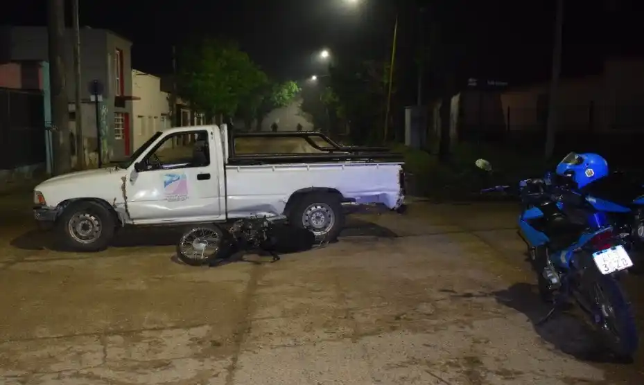 Un menor escapaba en una moto robada y chocó en la persecución 