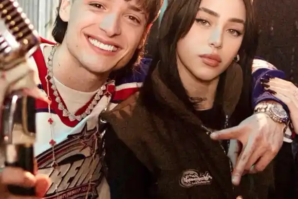 ¿Por que motivo Peso Pluma viajó de incognito a Argentina?