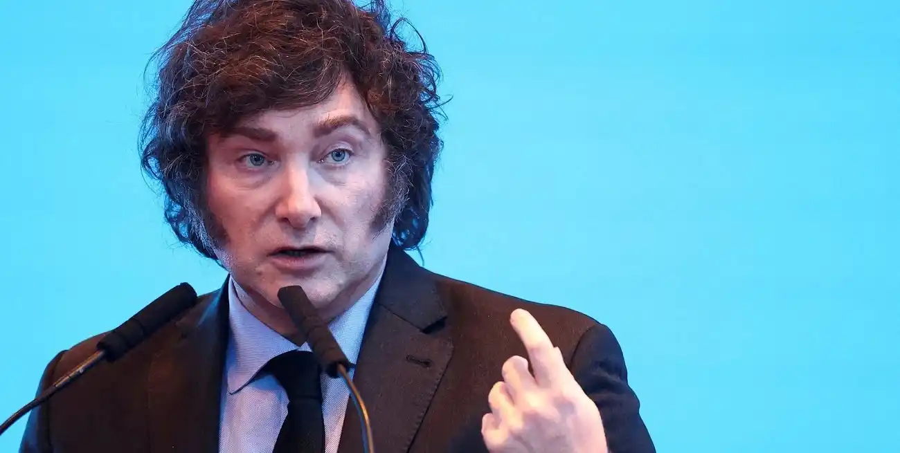 Milei le apuntó hoy a los integrantes del PRO tras caerse el proyecto de Ficha Limpia al señalar que "fue una operación mediática teñida de amarillo".