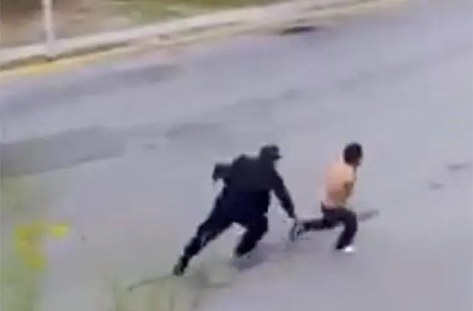 Un hombre corrió a un joven que recién le había robado