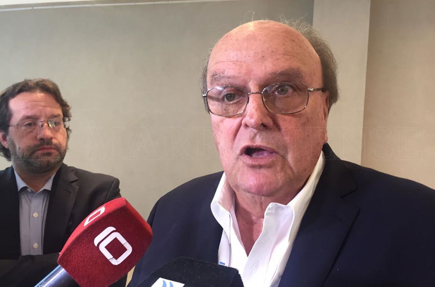 "Si no hay mercado, este plan económico se martilla los dedos"