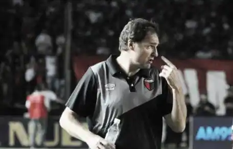 Darío Franco se juega su continuidad ante Banfield