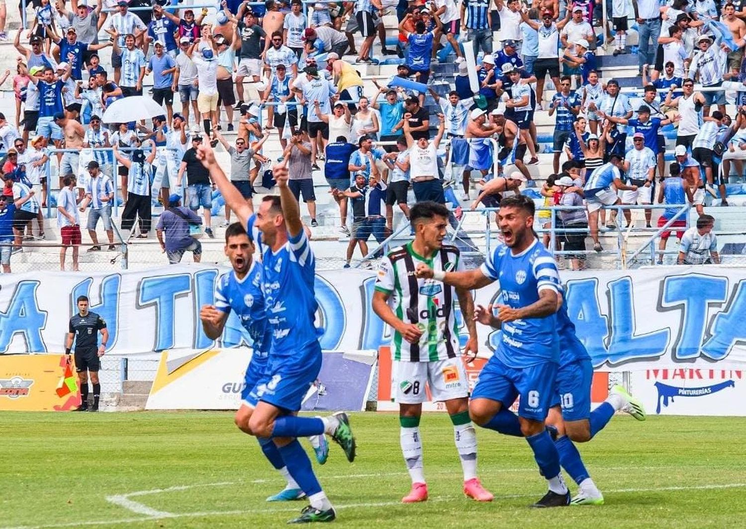 Gimnasia dio el golpe y venció a Olimpo.