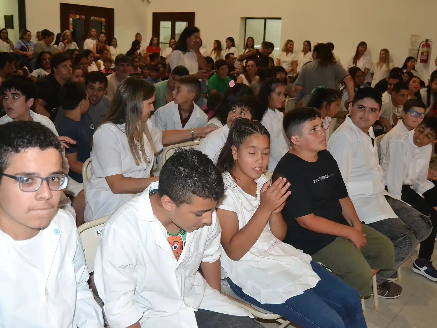 Emotivo acto de egresados y cierre del ciclo lectivo en “Lucecitas”