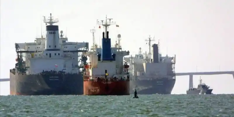 EE.UU. confisca barcos iraníes con gasolina que venían a Venezuela