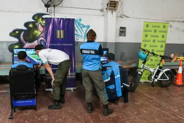 Se realizó una jornada de educación vial para estudiantes del nivel secundario de la Escuela Municipal