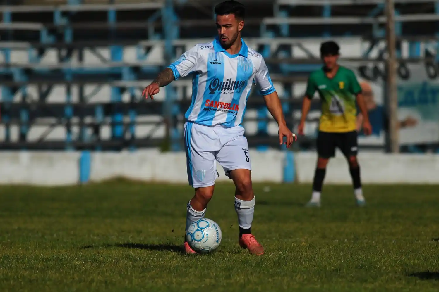 Con Juventud Unida frente a Deportivo Urdinarrain como duelo destacado, comienza la sexta fecha del Apertura