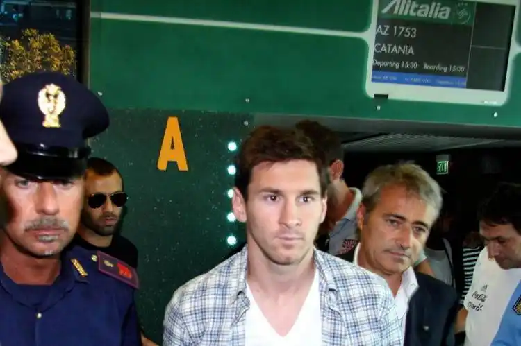 Messi no jugará ante Italia y volverá a Barcelona