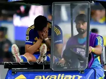 Williams Alarcón se rompió los meñiscos de la rodilla derecha